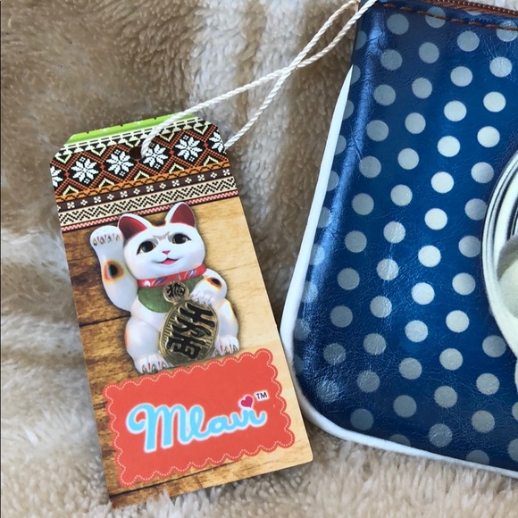 New Mlavi Kawaii Style Bulldog Vegan Pouch 🐶 - Picture 3 of 8